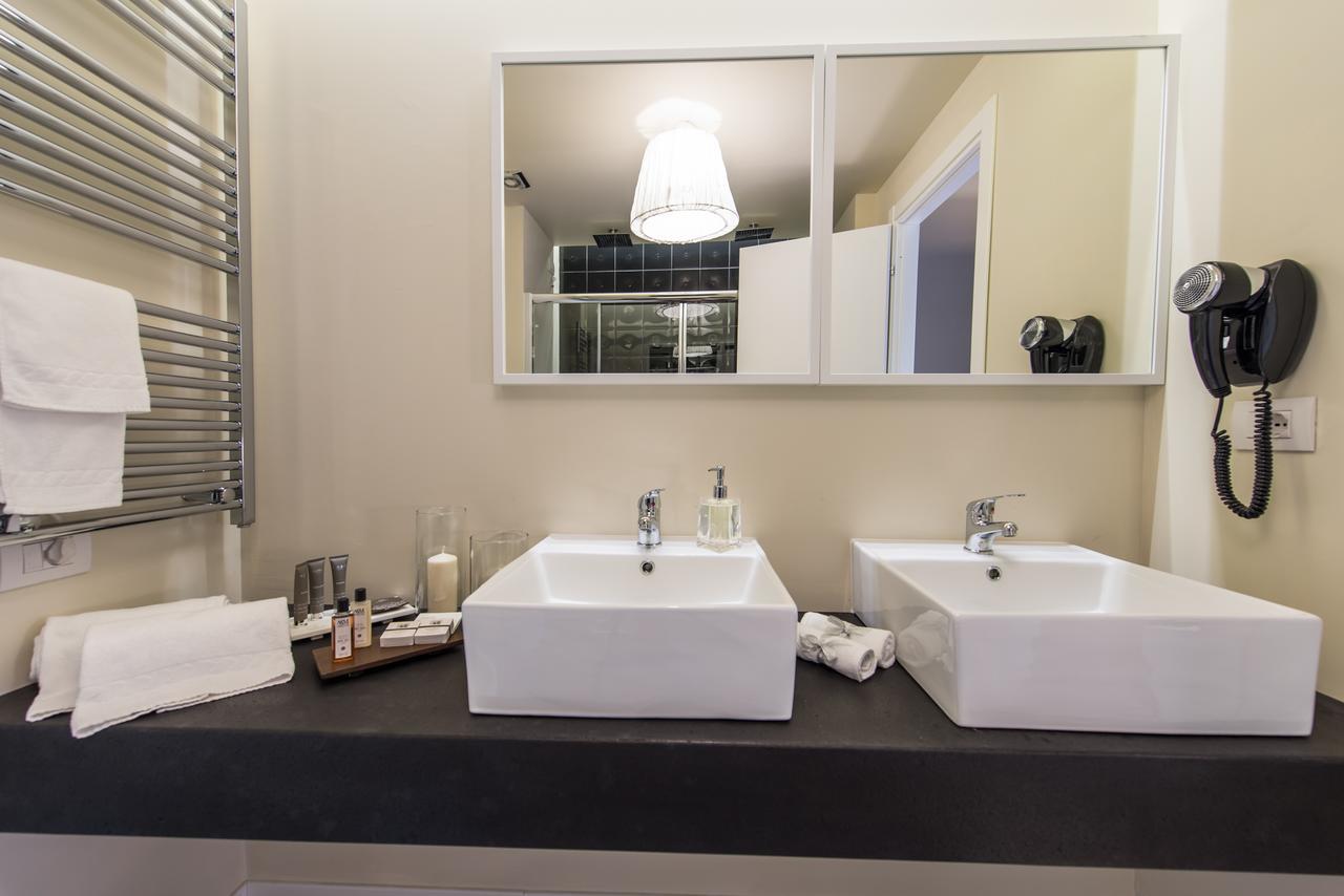 Luxuryenne Hotel Cagliari Ngoại thất bức ảnh