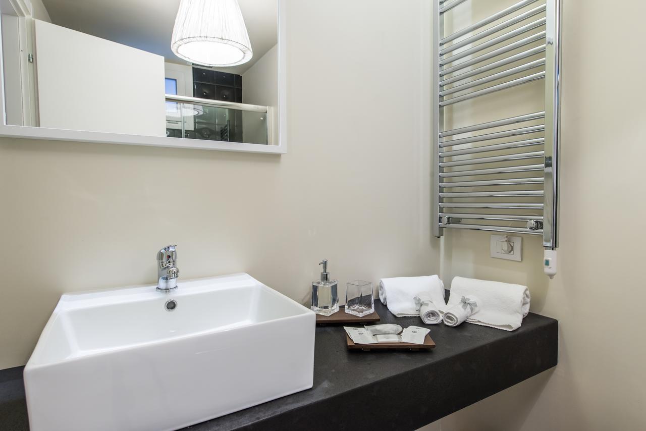 Luxuryenne Hotel Cagliari Ngoại thất bức ảnh